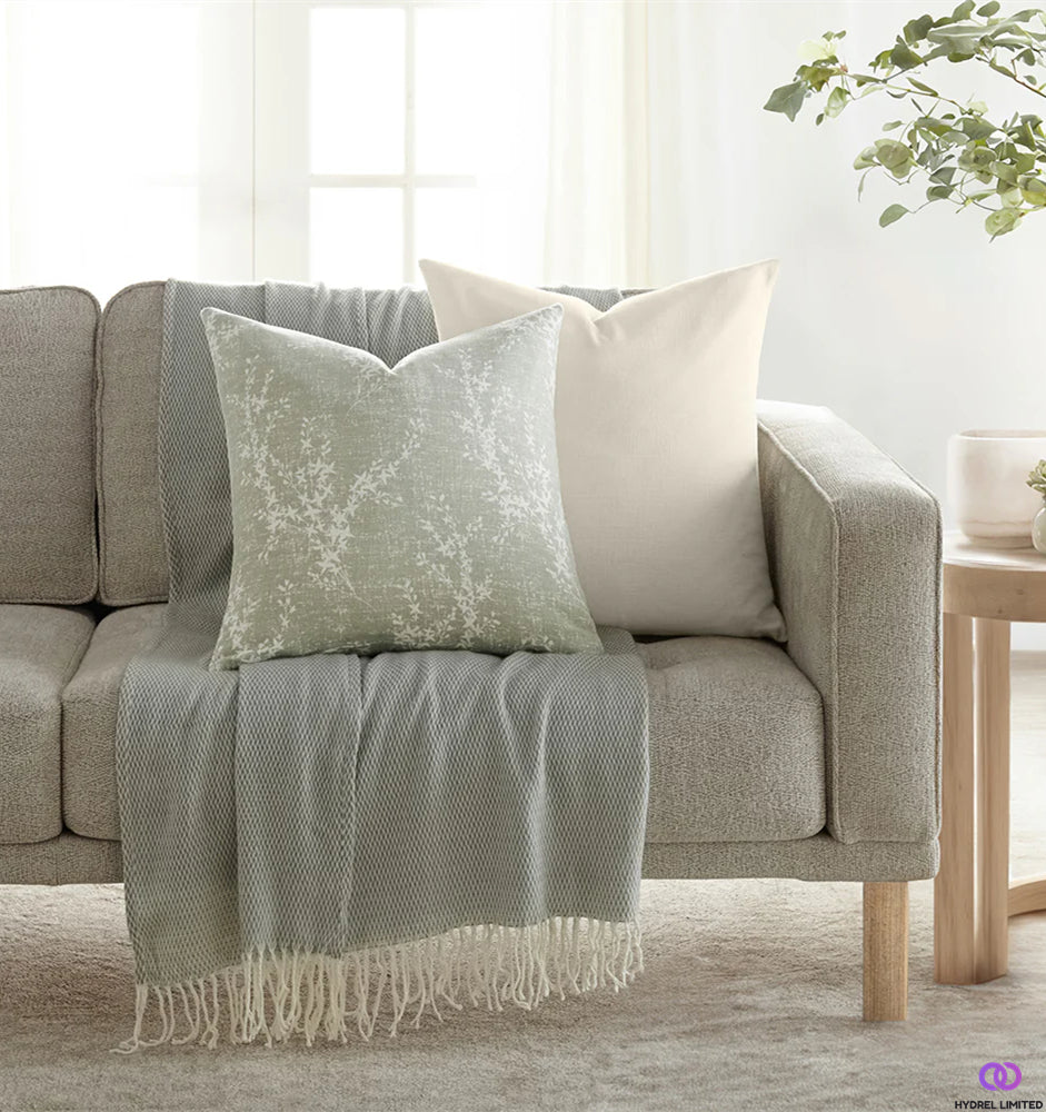 Wicker decorative pillows (2 pieces)